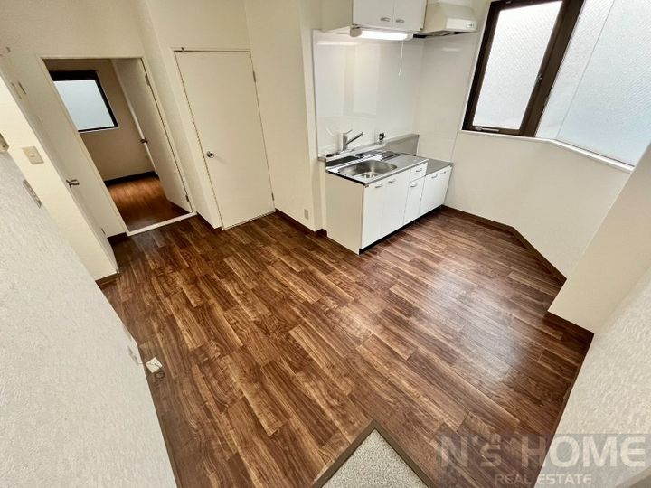 橘マンションの居間