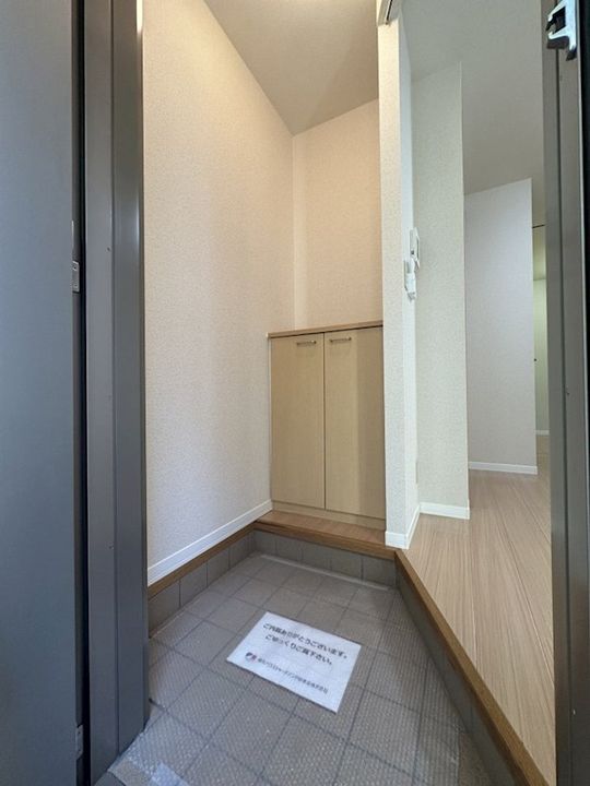 BEREO KANAMACHI2丁目の玄関