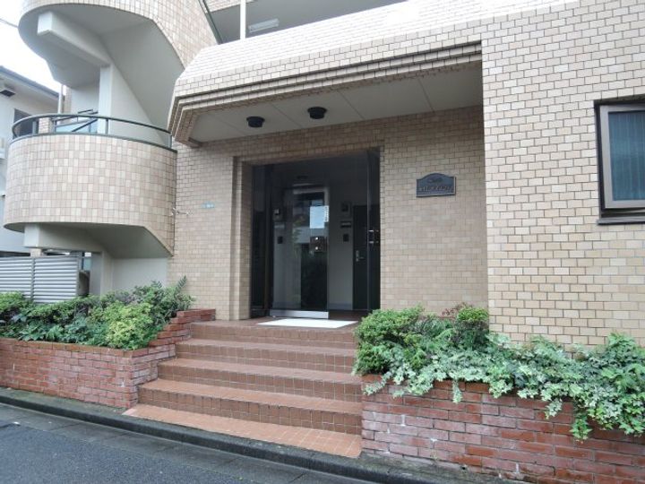 東京都世田谷区代田3(マンション)の賃貸物件の地図