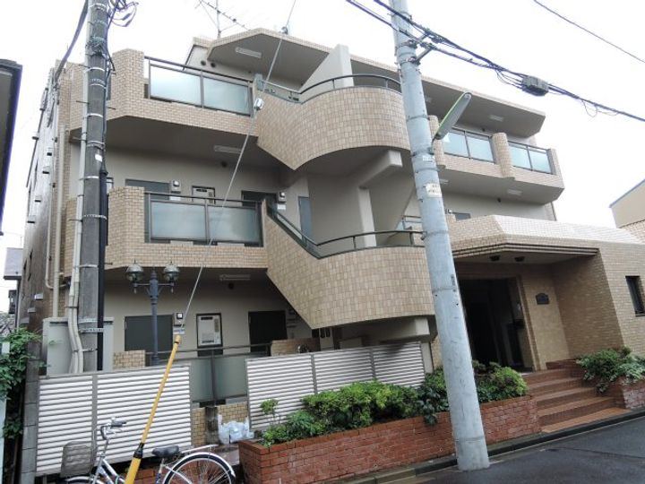 東京都世田谷区代田3(マンション)の賃貸物件の外観