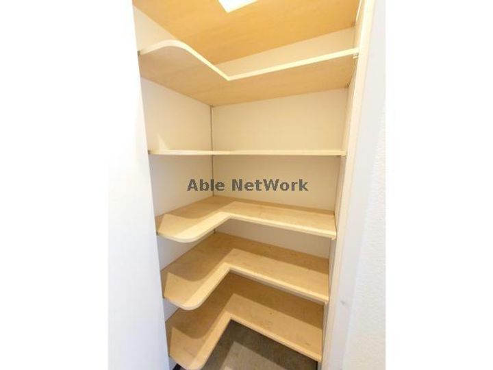 スペチアーレ札幌東の玄関