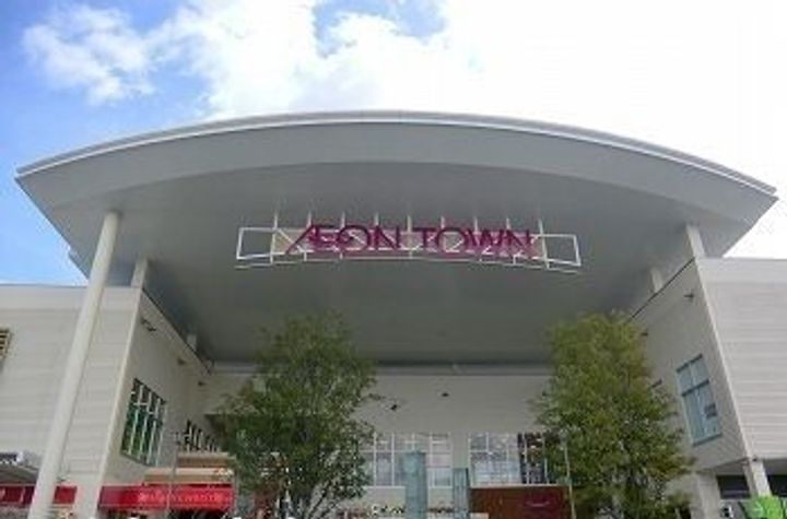 マウントック・ルルIIの周辺