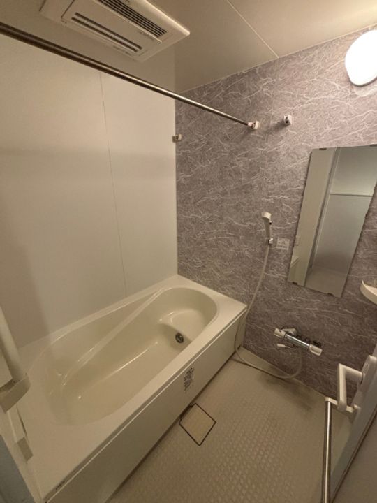 グリーブの風呂