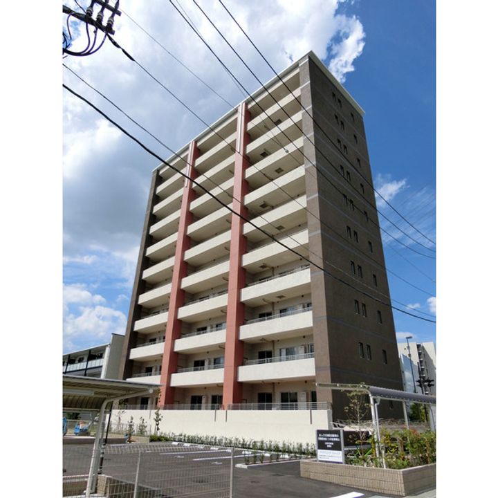 グリーブの外観