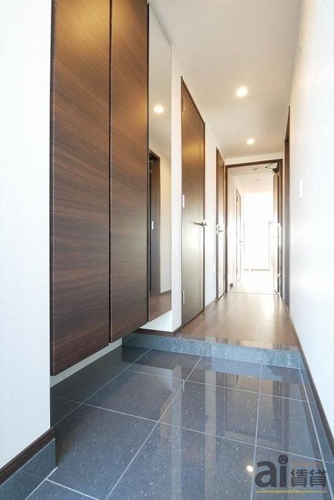 東京都小金井市東町4(マンション)の賃貸物件の玄関