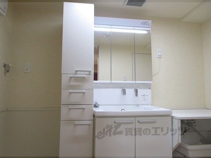 シュシュパルク六条院の内装