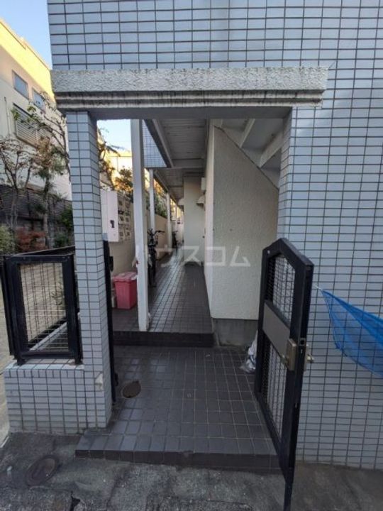 ホワイト若宮1号館の地図