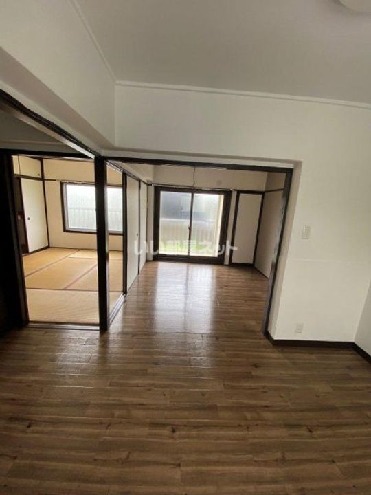 和歌山県和歌山市上野(アパート)の賃貸物件の居間