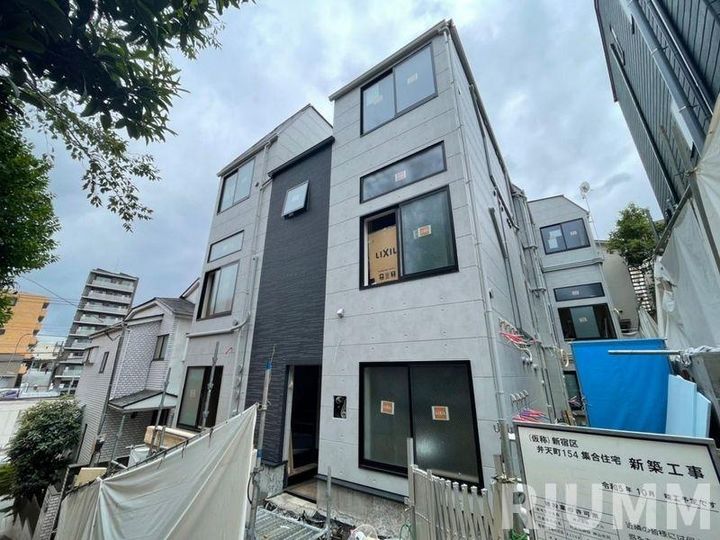 東京都新宿区弁天町(アパート)の賃貸物件の外観