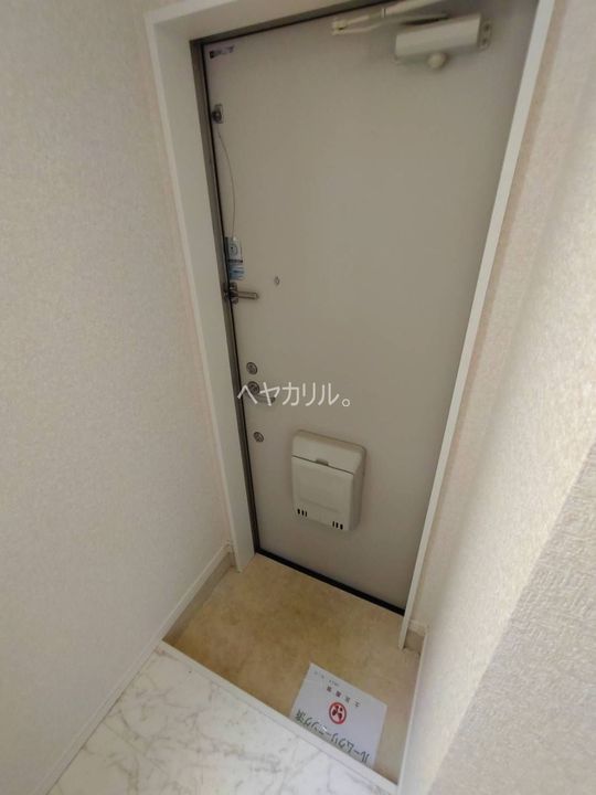 神奈川県横浜市西区境之谷(アパート)の賃貸物件の玄関