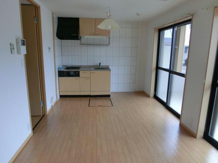 フレーブIの居間