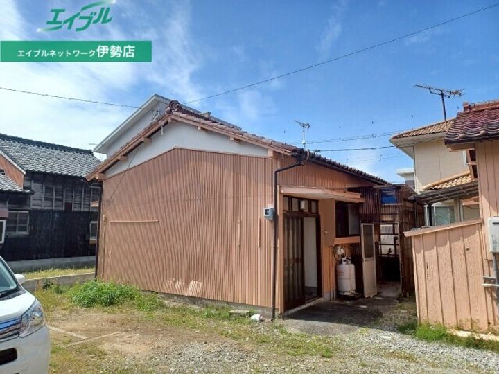 三重県伊勢市中島2(一戸建)の賃貸物件の外観
