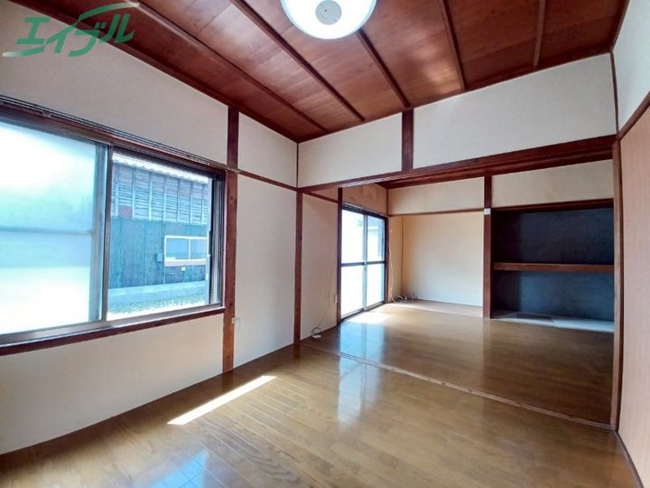 三重県伊勢市中島2(一戸建)の賃貸物件の居間