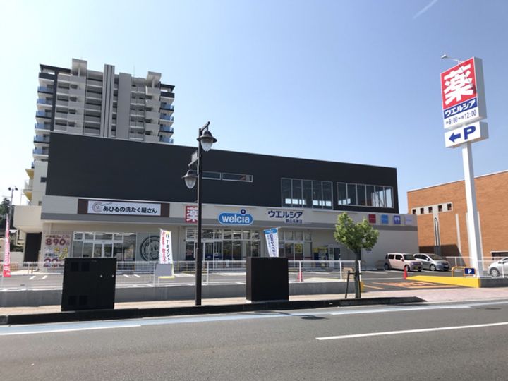 CASA LOGGIAの周辺