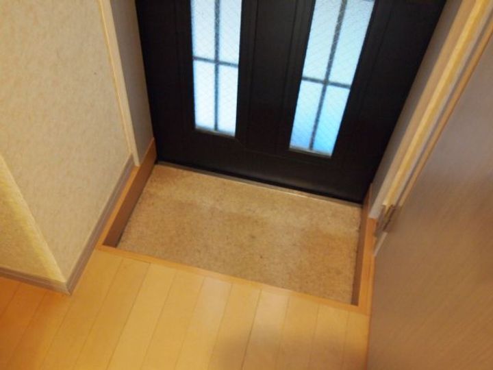 ヴィラージュ町田の玄関