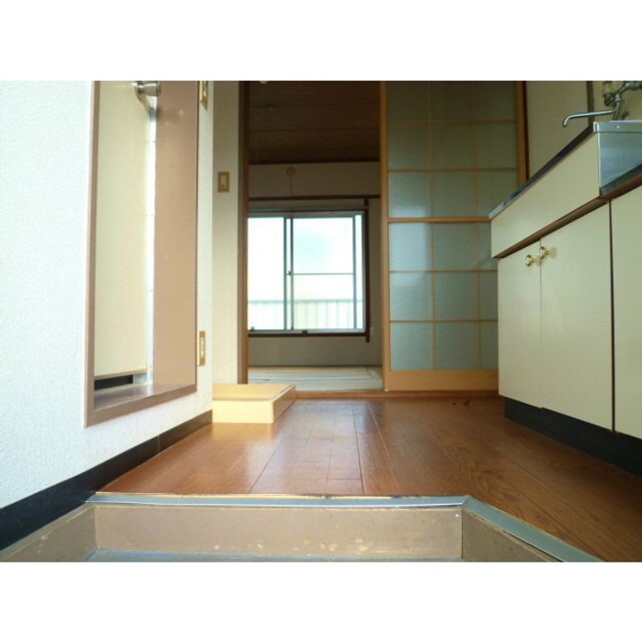 ハイツ清香の玄関
