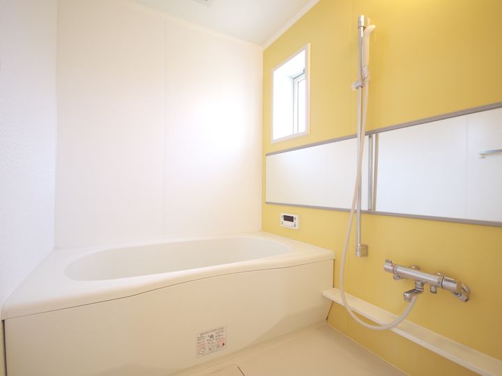 ストラット・クーBの風呂