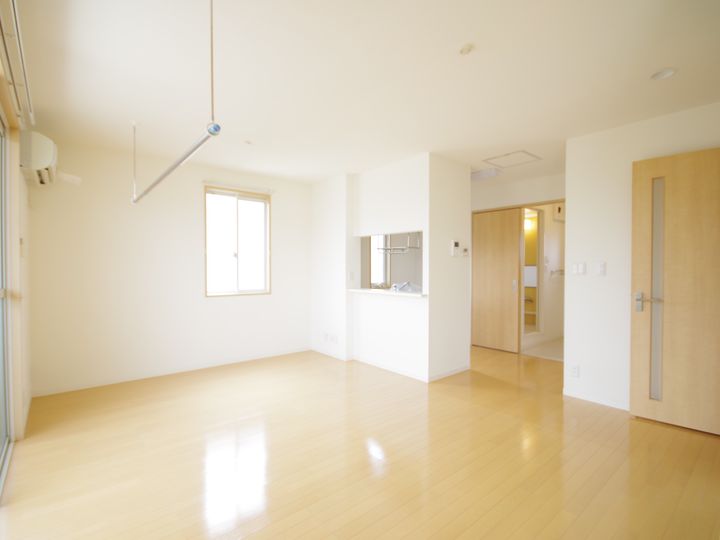 ストラット・クーBの居間