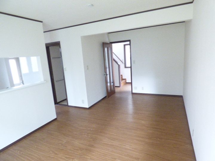 東京都杉並区浜田山2(一戸建)の賃貸物件の居間