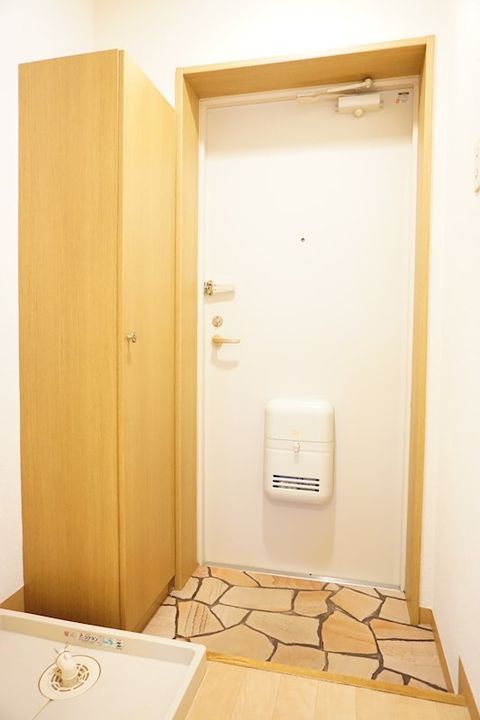 カーサ・マジェスティの玄関