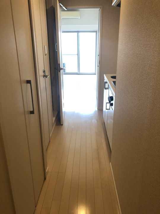 東京都目黒区中目黒4(マンション)の賃貸物件の玄関