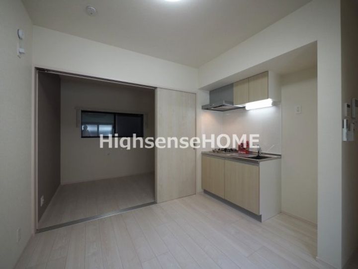 グランディールソレイユの居間