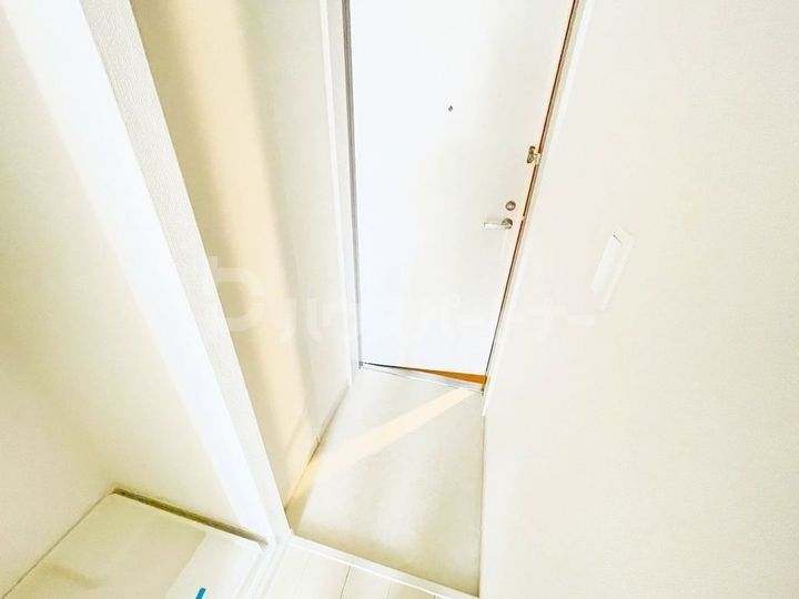 グレイス高野IIの玄関