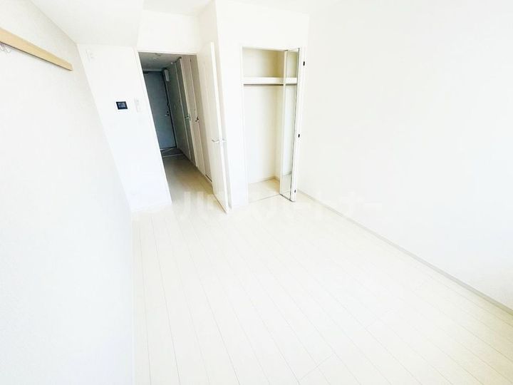 グレイス高野IIの居間