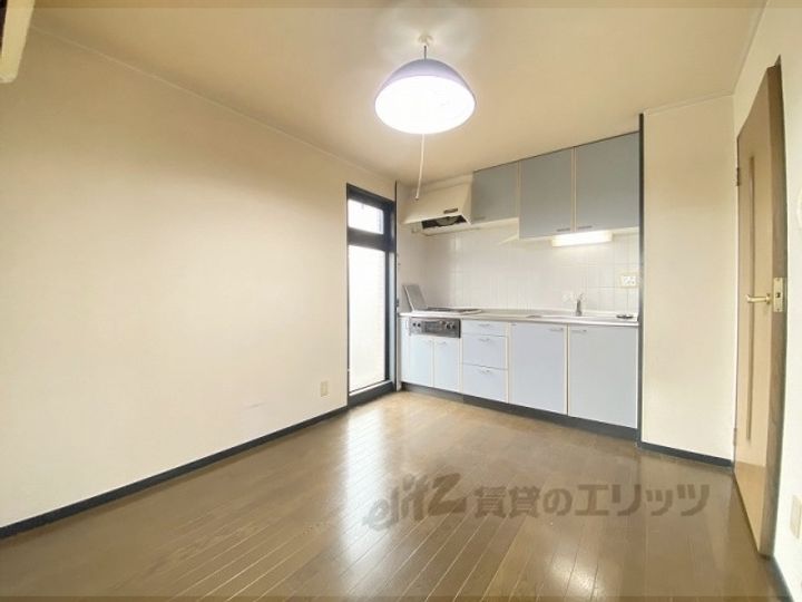 パルティールステージ・1の居間