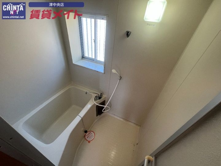 コーポ新栄の風呂