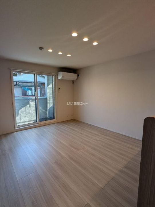 パサログランデ上野芝の内装