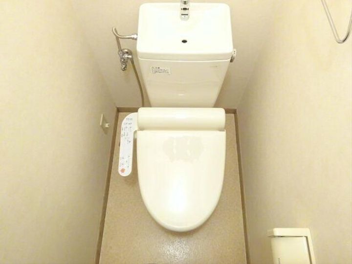 東京都杉並区和泉1の賃貸マンションの内装