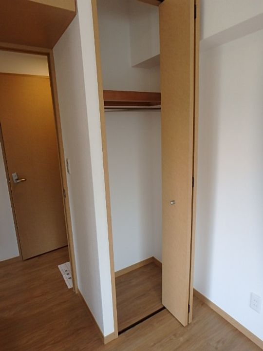 千葉県市川市福栄1の賃貸マンションの内装