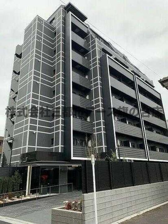 アジールコート大森西の外観