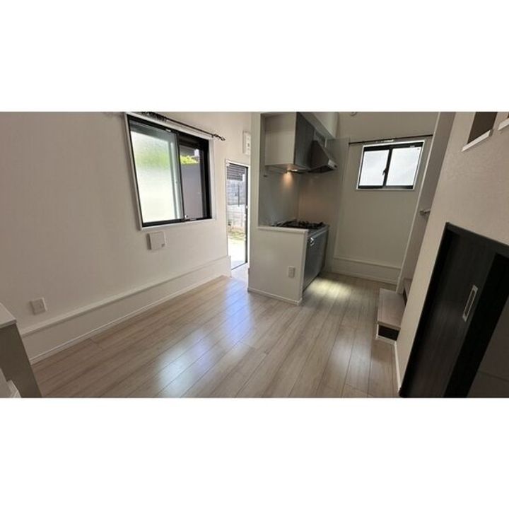 Velo JIYUGAOKA(ヴェロジユウガオカ)の居間