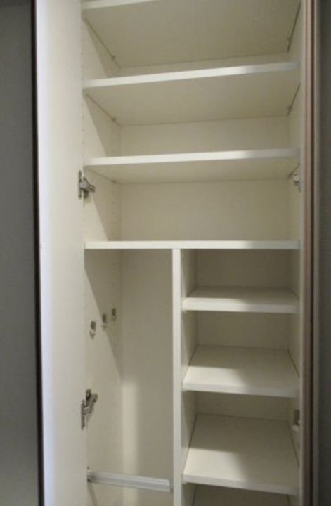 HY’s新宿西落合の内装