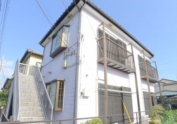 コーポミラージュの外観