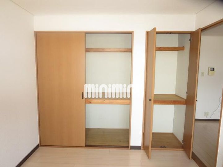 サンシャトレーンの内装