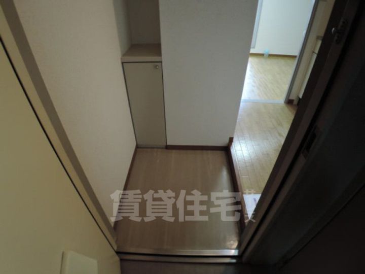 ルビナス竹澤の玄関