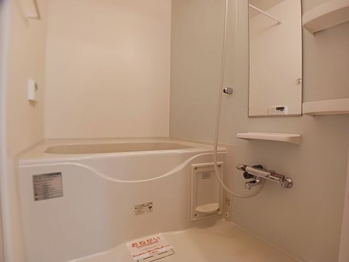 メゾン ヴァリェ 広瀬IVの風呂