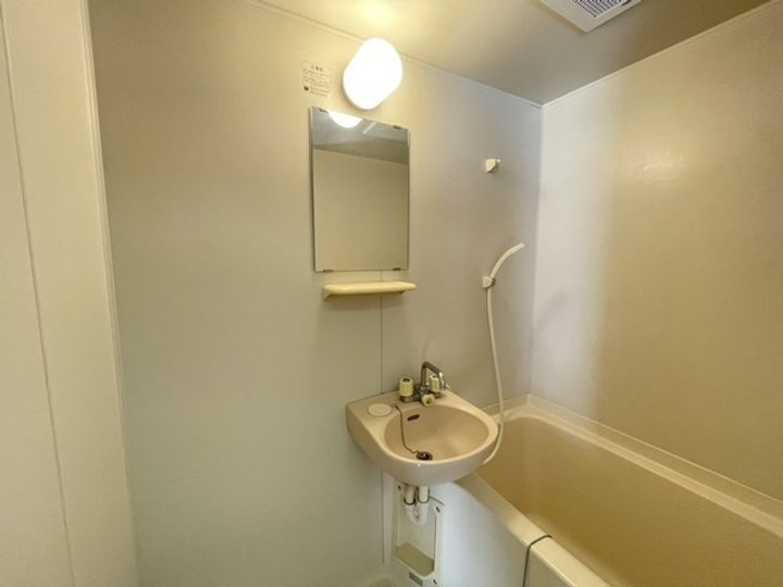 ガーデンプレイス観音の内装