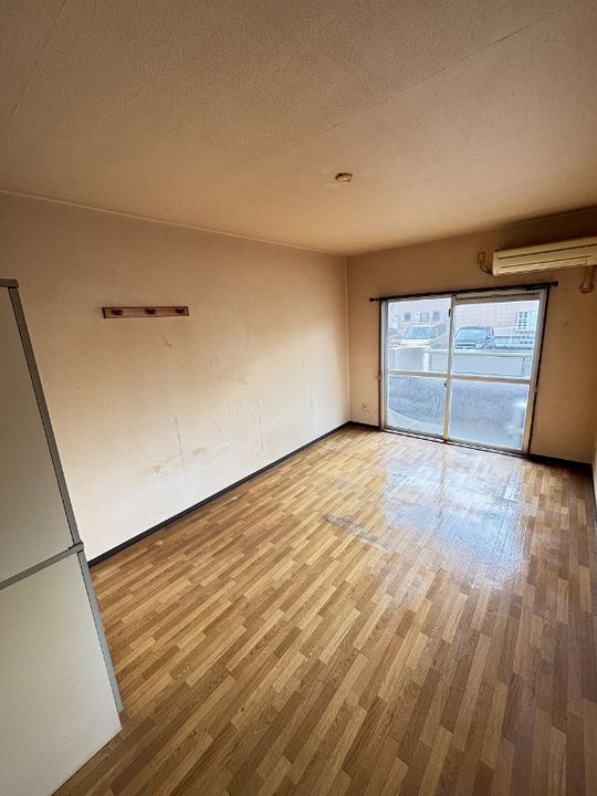 静岡県浜松市中央区篠ケ瀬町(マンション)の賃貸物件の居間