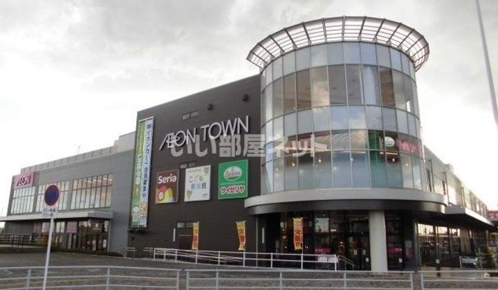 埼玉県吉川市高富2(マンション)の賃貸物件の周辺