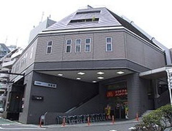 南平台EASTの周辺