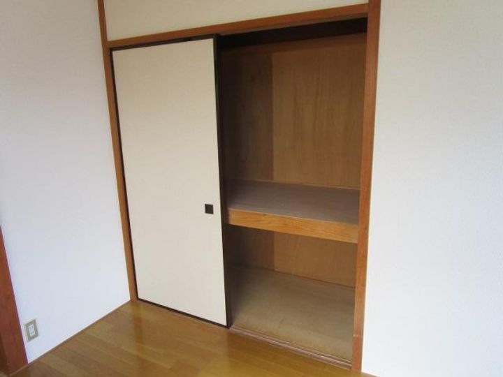 第2和光ビルの内装