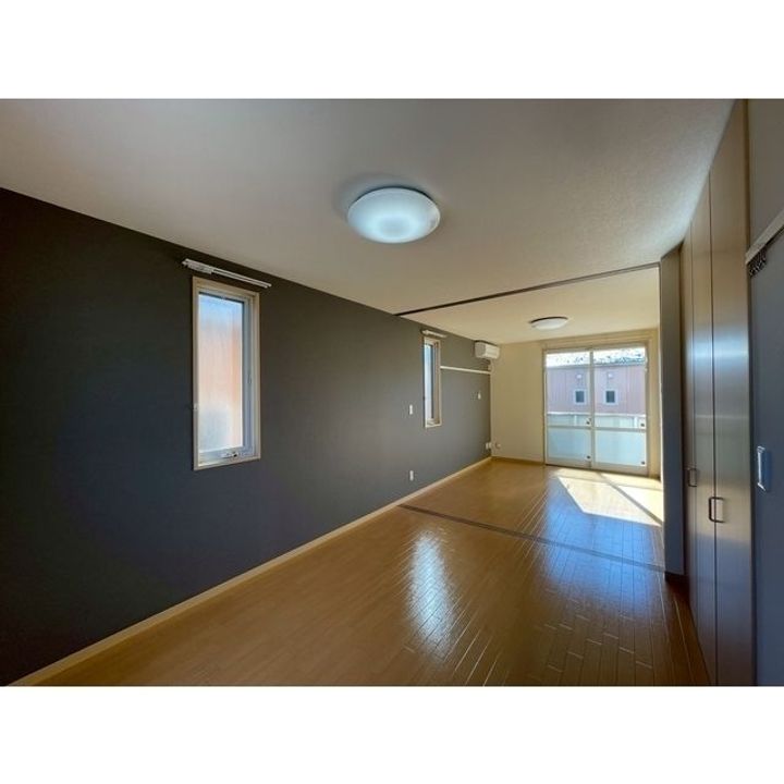 群馬県前橋市上細井町(アパート)の賃貸物件の居間