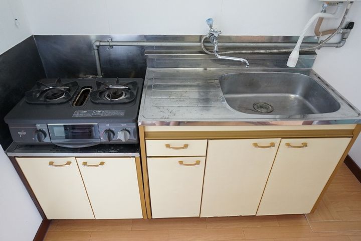 新潟県新潟市中央区東幸町(アパート)の賃貸物件のキッチン