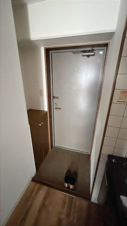 アミスタ―大供の玄関