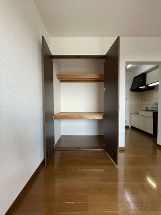 クィーンヒルズ立願寺参番館の内装