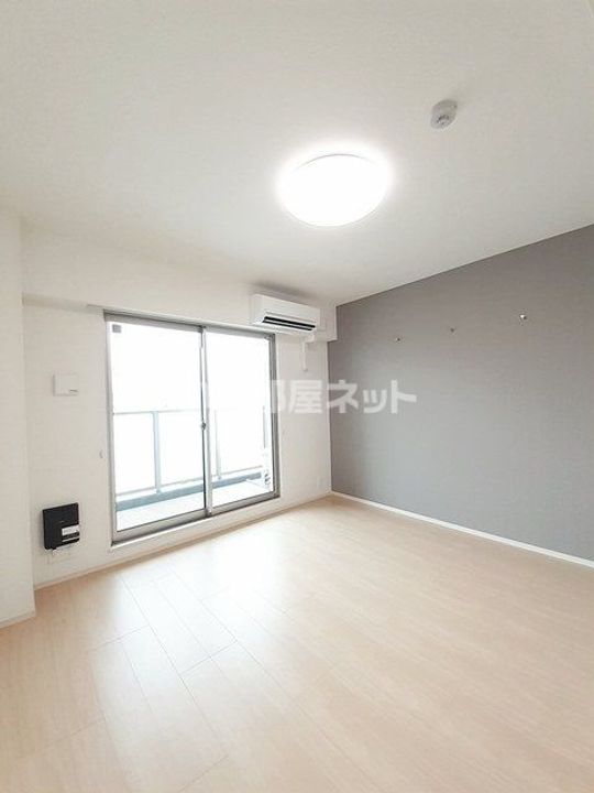 大阪府泉佐野市上町2(マンション)の賃貸物件の居間